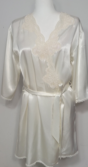 Jones New York vintage satin feel short robe - Picture 1 of 6